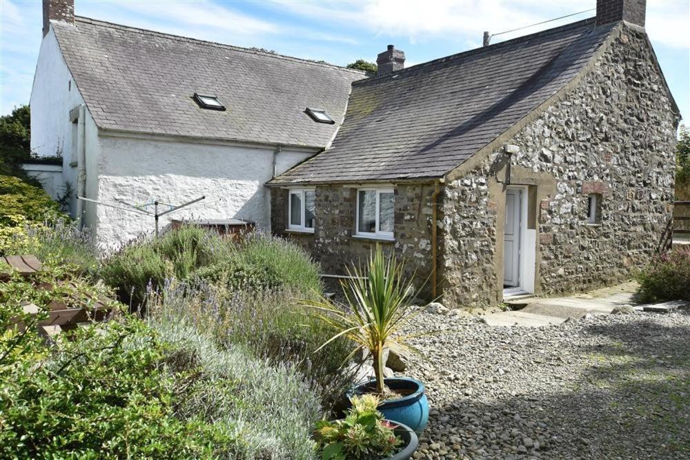 The Farmhouse Newport  Exterior foto